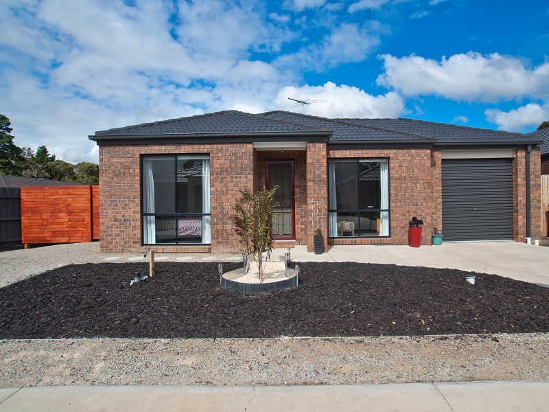 1/21 Raneen Drive, Langwarrin VIC 3910