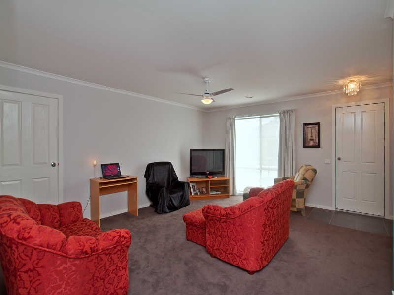 1/21 Raneen Drive, Langwarrin VIC 3910