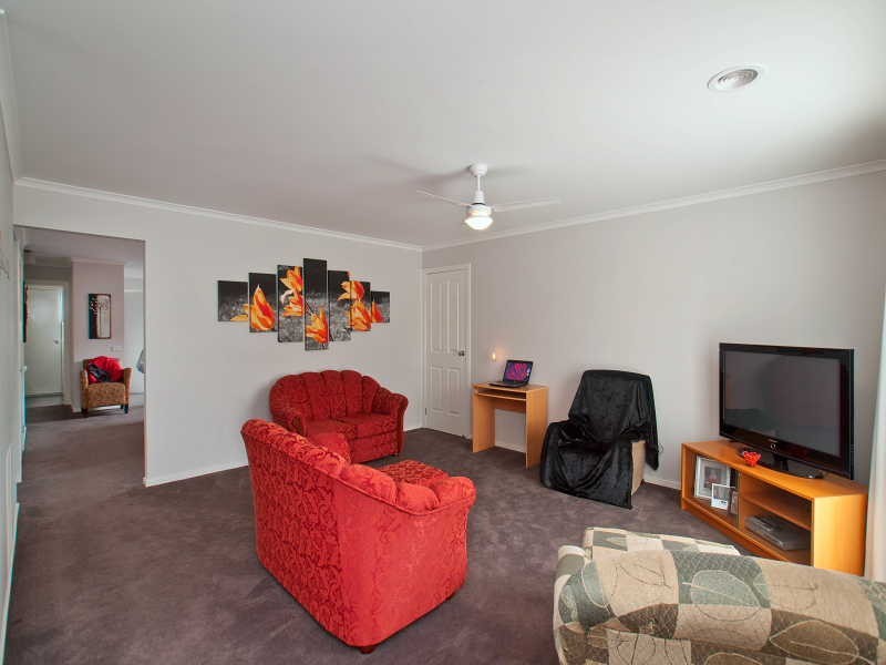 1/21 Raneen Drive, Langwarrin VIC 3910