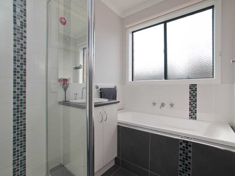 1/21 Raneen Drive, Langwarrin VIC 3910