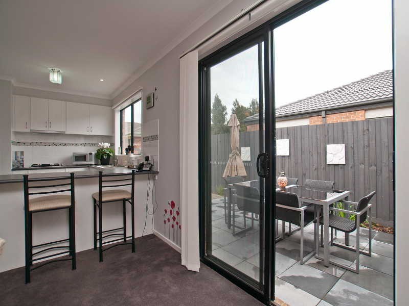 1/21 Raneen Drive, Langwarrin VIC 3910