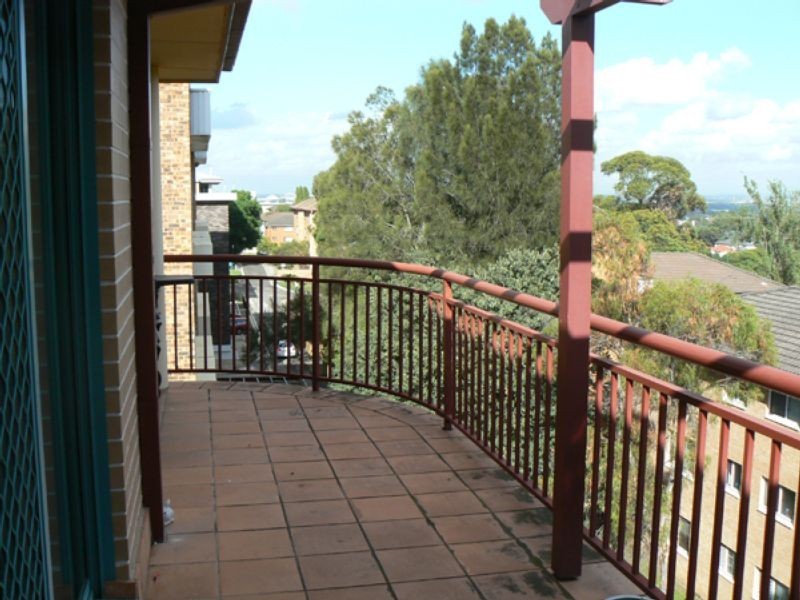 10/3 Devlin Street, Ryde NSW 2112