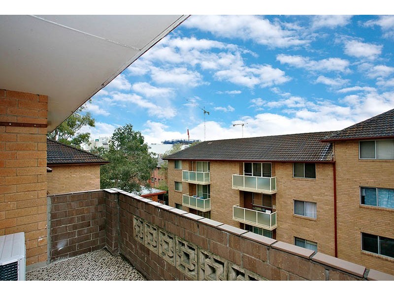 8/7-9 William Street, Ryde NSW 2112