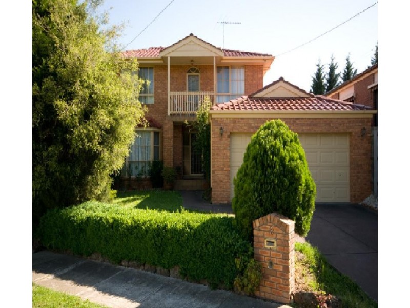 13 Fulton Crescent, Burwood VIC 3125