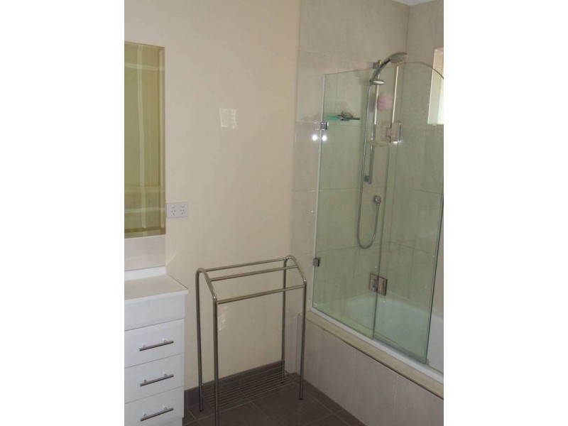 3/28 Mc Comas Grove, Burwood VIC 3125