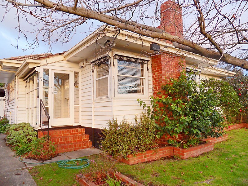 5 Cumming Street, Burwood VIC 3125