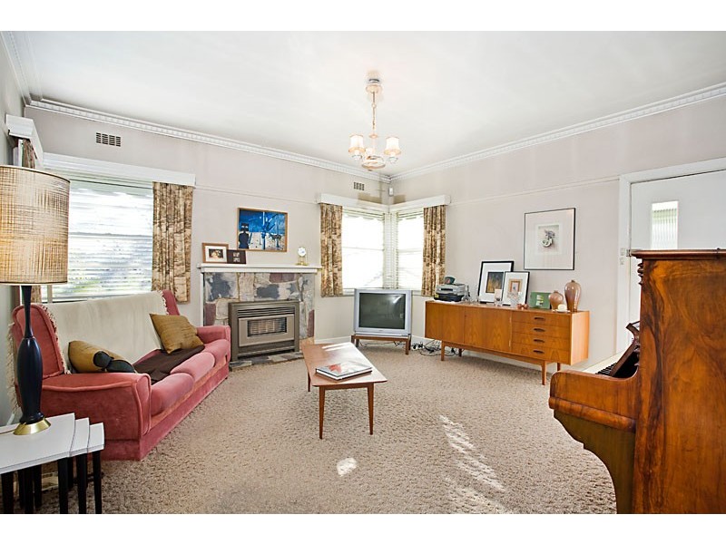 5 Cumming Street, Burwood VIC 3125