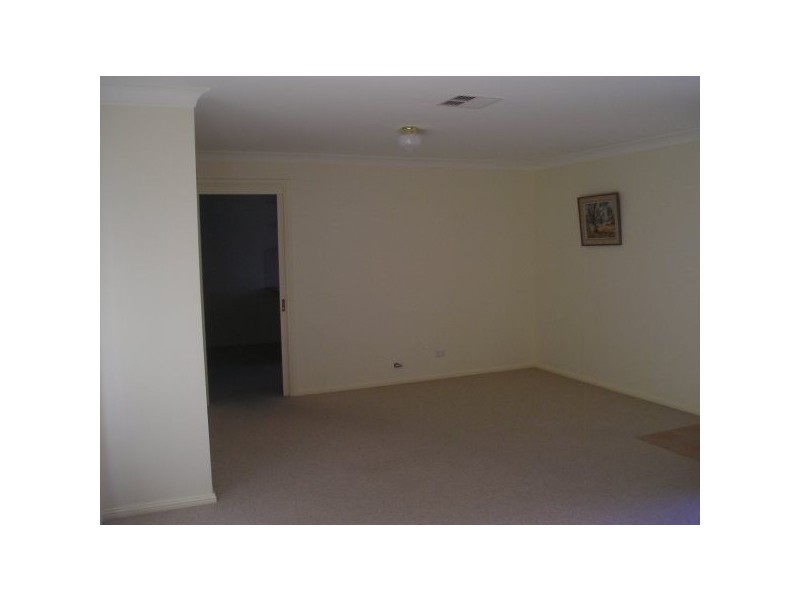 4/1-5 Bland Road, Springwood NSW 2777