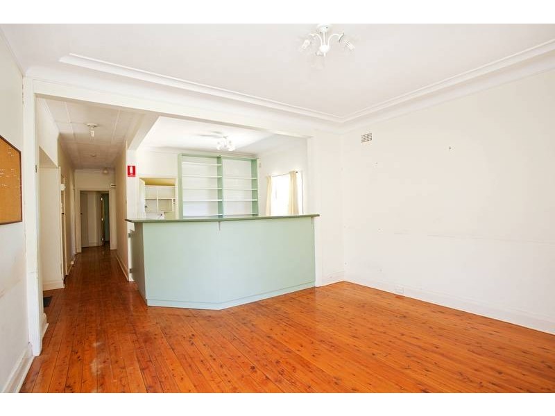 312 Macquarie Road, Springwood NSW 2777