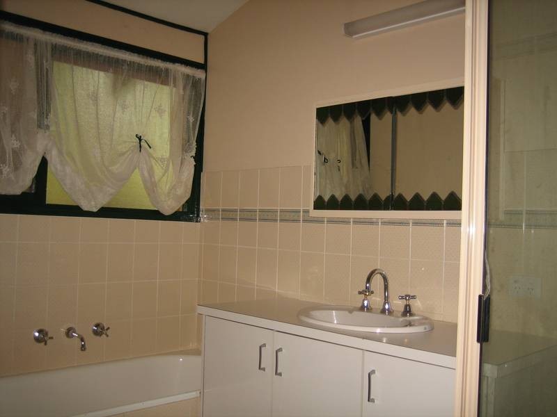 5 Johnson Place, Springwood NSW 2777
