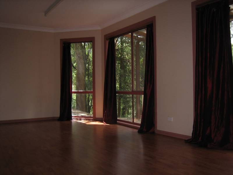 5 Johnson Place, Springwood NSW 2777