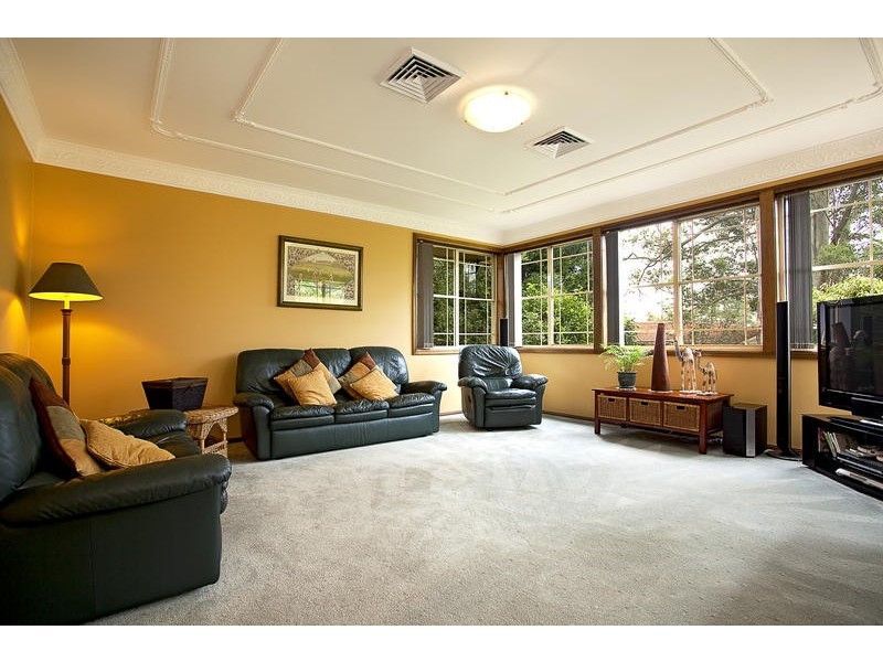 54 Paterson Road, Springwood NSW 2777