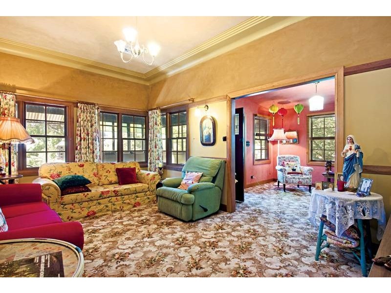 19 Mona Rd, Woodford NSW 2778