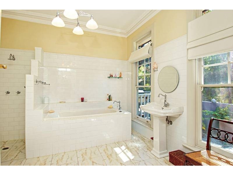 7 Lindsay Road, Faulconbridge NSW 2776