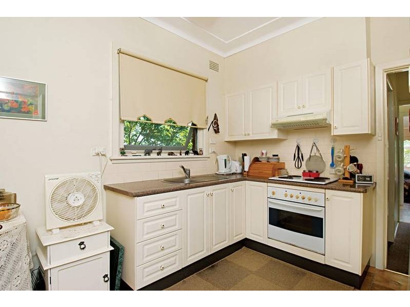 12 Hawkesbury road, Springwood NSW 2777