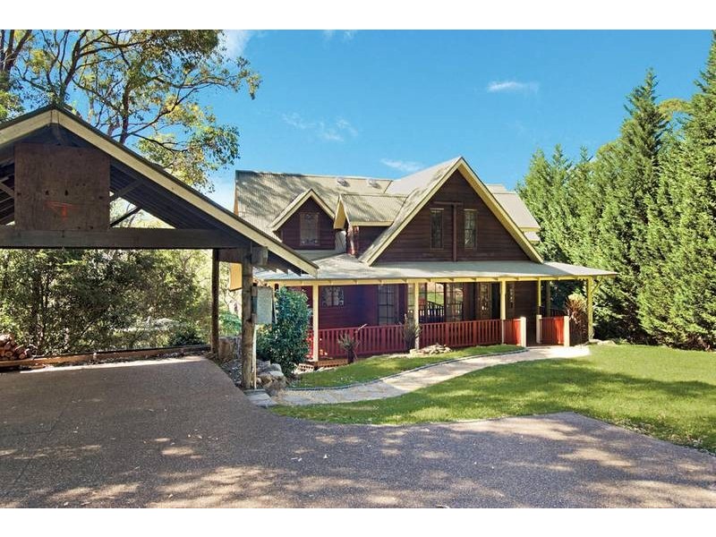 3 Eastlea Gardens, Springwood NSW 2777