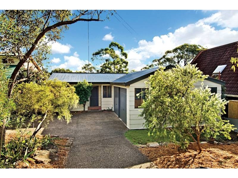 32 Fairways Crescent, Springwood NSW 2777