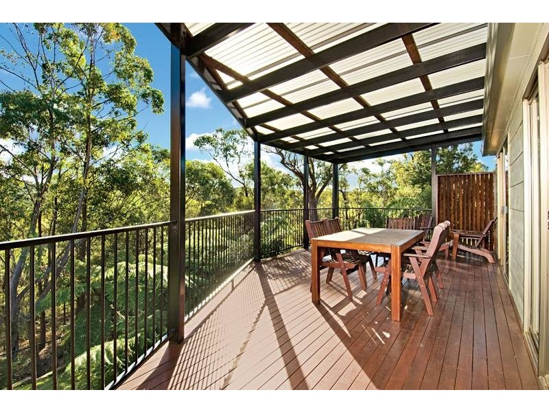 32 Fairways Crescent, Springwood NSW 2777