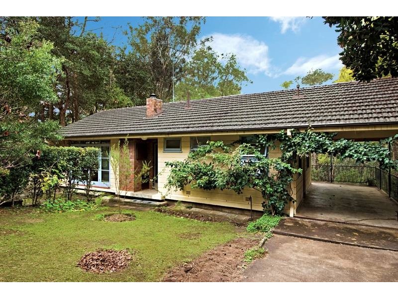 18 Ross Crescent, Blaxland NSW 2774