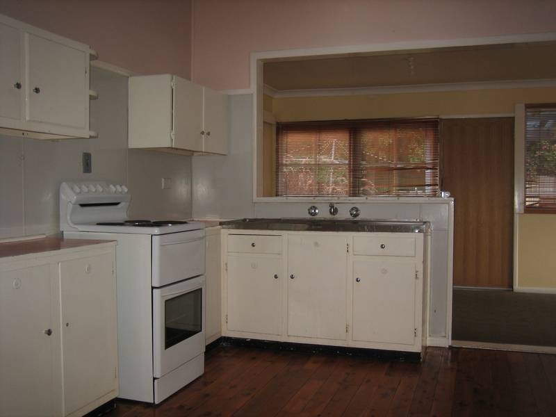 42 Reid Road, Winmalee NSW 2777