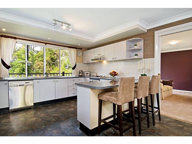 19 Sir Henrys Pde, Faulconbridge NSW 2776