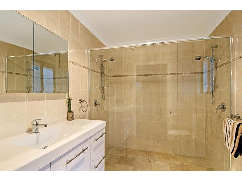 15 Colville Road, Yellow Rock NSW 2777