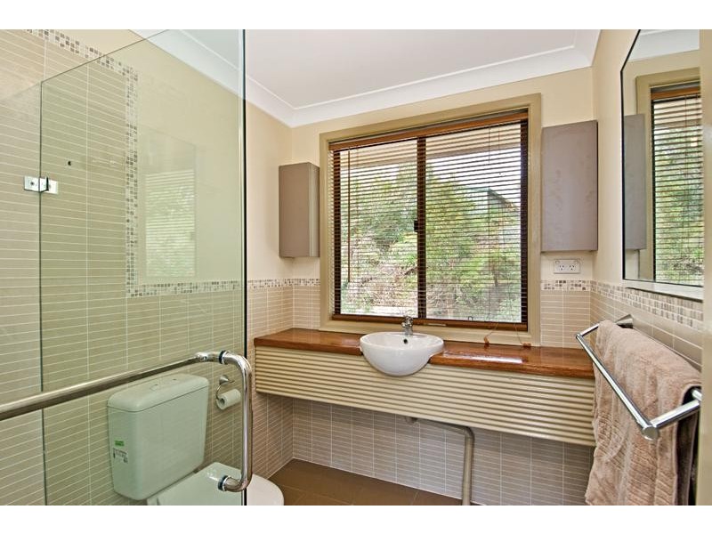 7 Meeks Cres, Faulconbridge NSW 2776