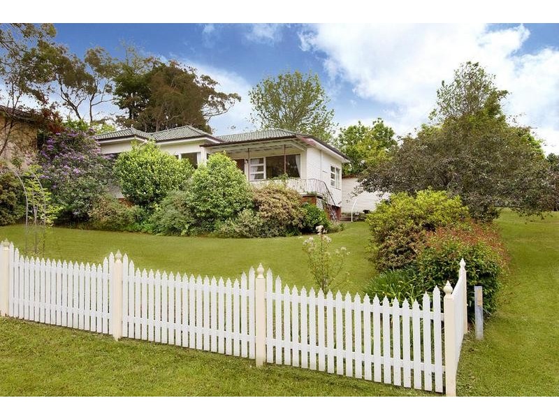 34 Chaseling Ave, Springwood NSW 2777