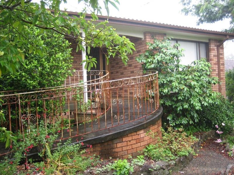 10 Arthur Street, Woodford NSW 2778