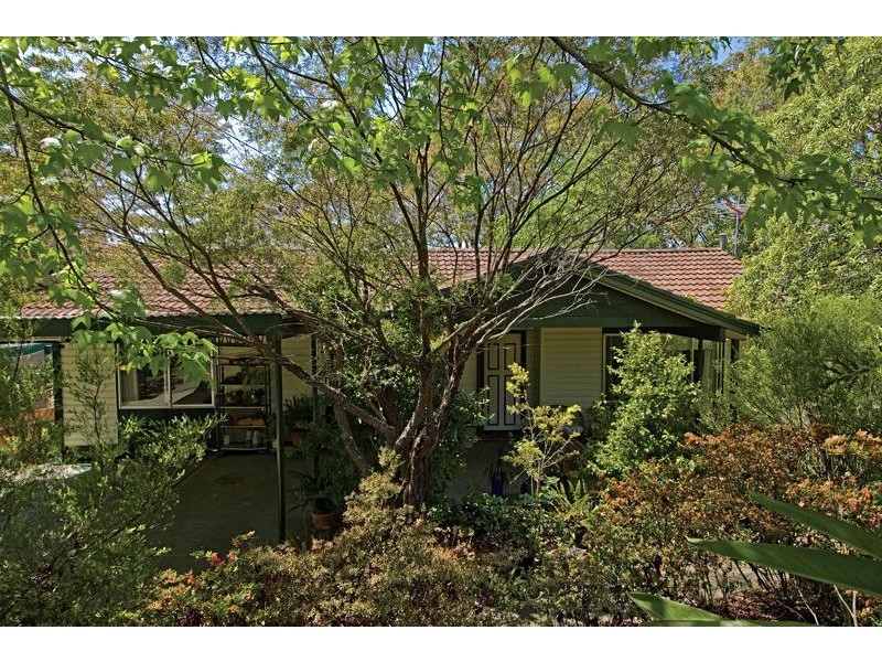 38 Davies Avenue, Springwood NSW 2777