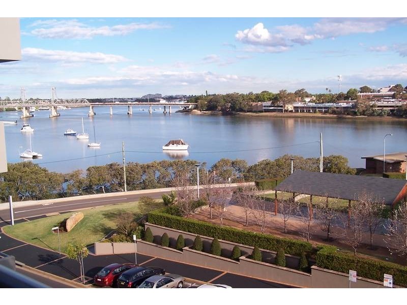 17/1 Bay Drive, Meadowbank NSW 2114