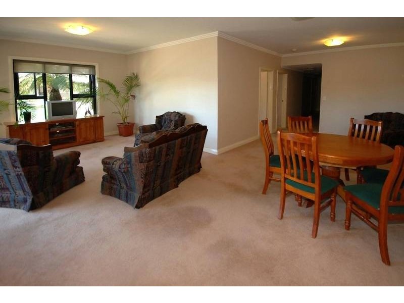 44/143 Bowden Street, Meadowbank NSW 2114