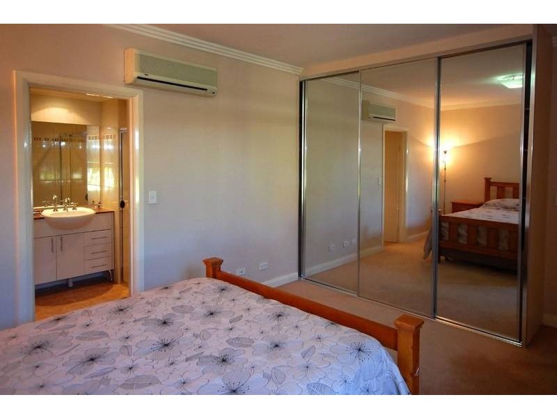 44/143 Bowden Street, Meadowbank NSW 2114