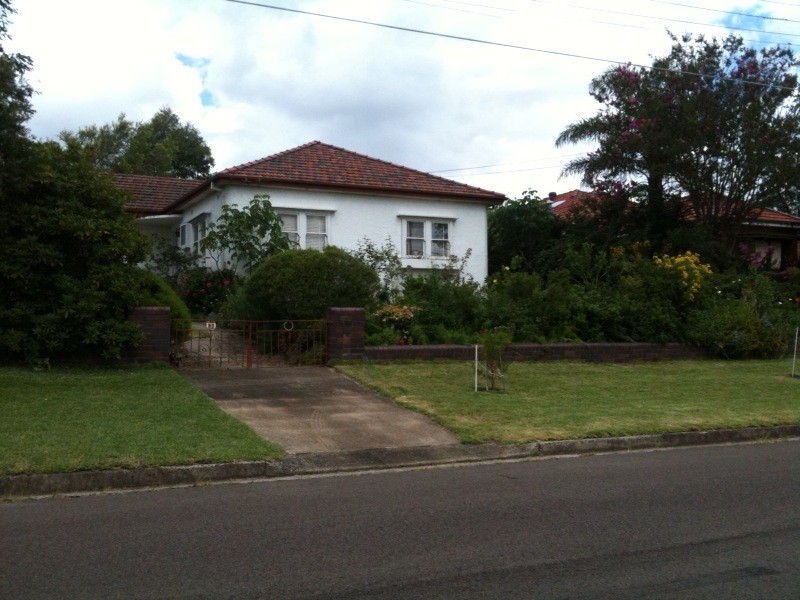 23 Woodbine Crescent, Ryde NSW 2112