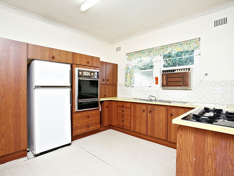 25 Woodbine Crescent, Ryde NSW 2112