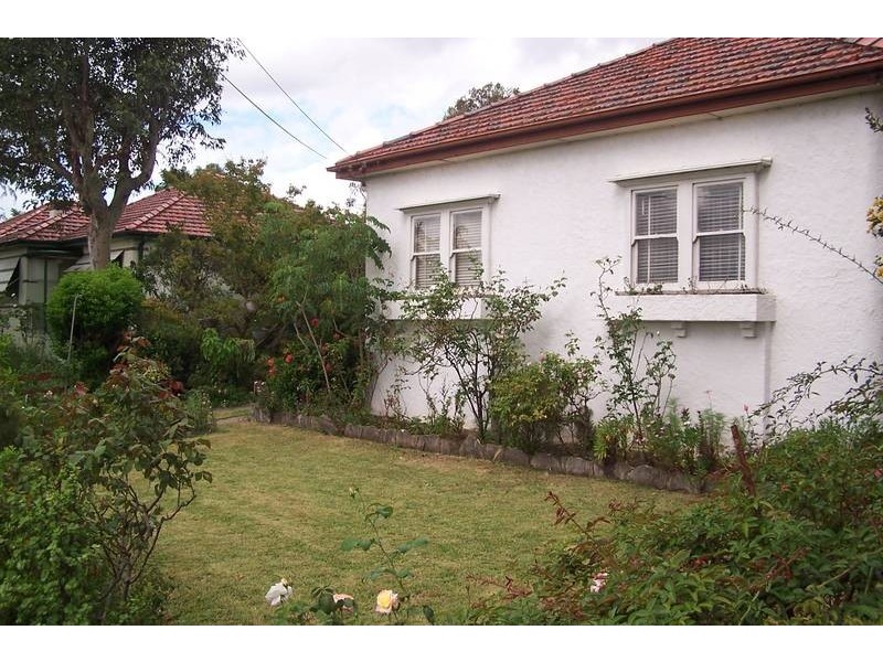 23 Woodbine Crescent, Ryde NSW 2112