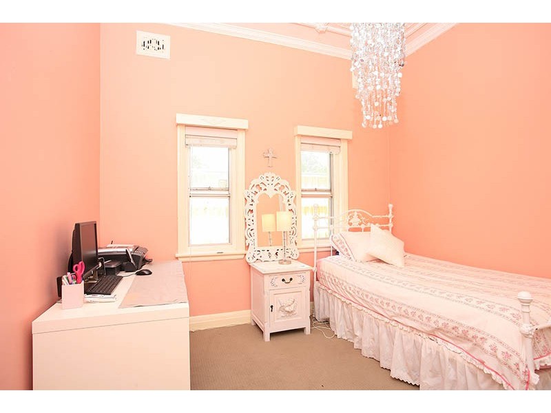 2 Lyndhurst Street, Gladesville NSW 2111