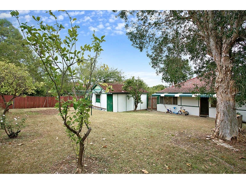 25 Woodbine Crescent, Ryde NSW 2112
