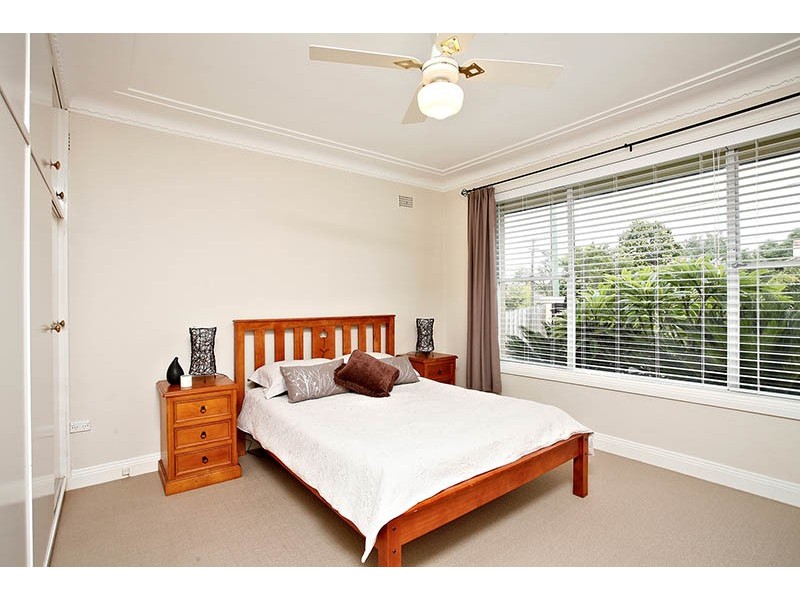 11 Greene Avenue, Ryde NSW 2112