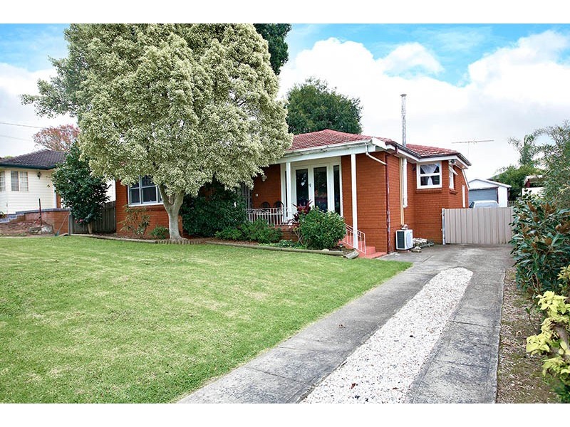 12 Potter Street, Old Toongabbie NSW 2146