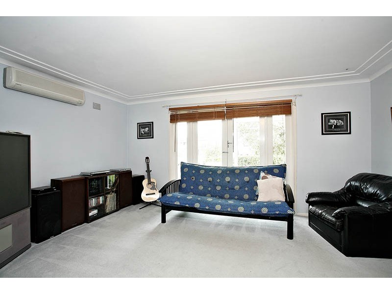 12 Potter Street, Old Toongabbie NSW 2146