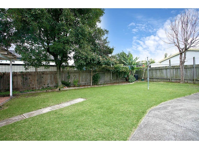 12 Potter Street, Old Toongabbie NSW 2146