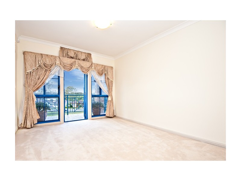 152A Centenary Road, South Wentworthville NSW 2145