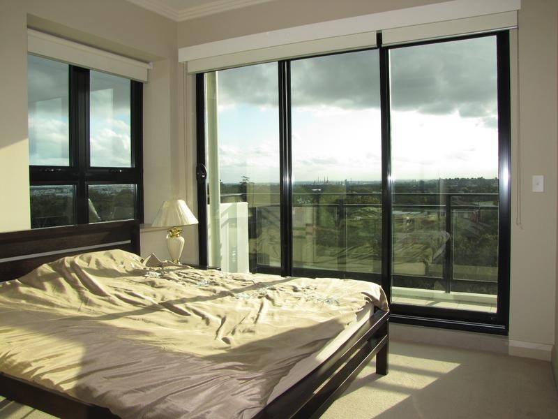 21/11 Bay Drive, Meadowbank NSW 2114