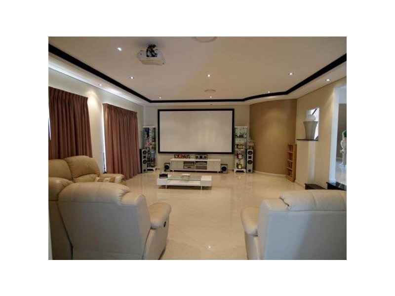 52 Powys Circuit, Castle Hill NSW 2154