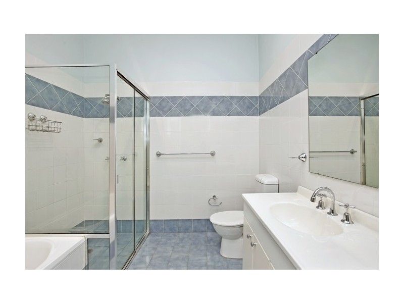 2/9 The Strand, Gladesville NSW 2111