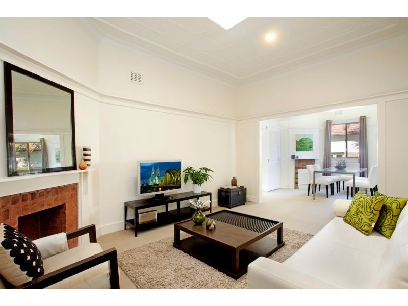 11 Cross Street, Gladesville NSW 2111