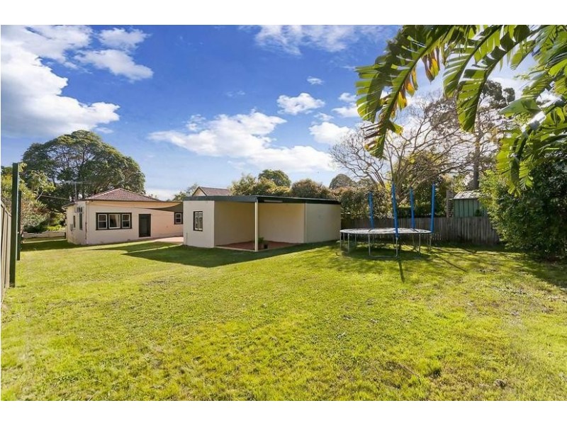 17 Thorn Street, Ryde NSW 2112