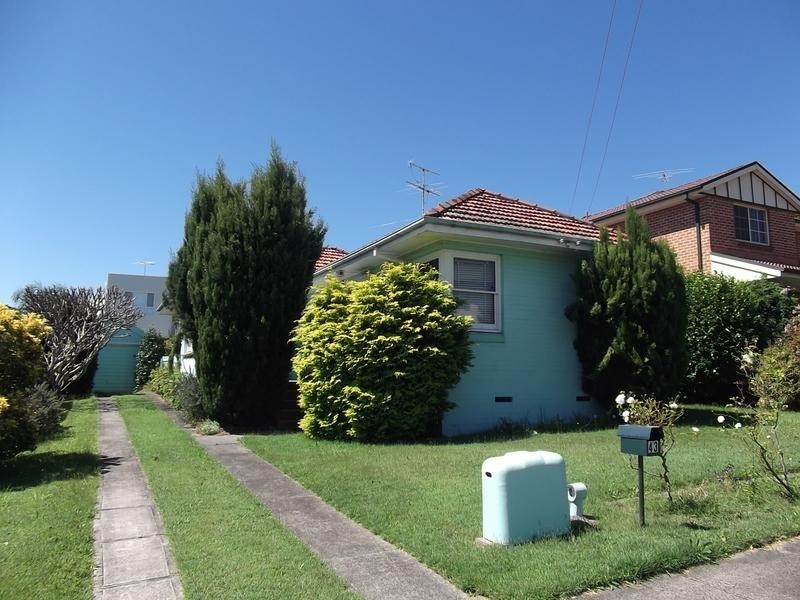 43 Osgathorpe Road, Gladesville NSW 2111