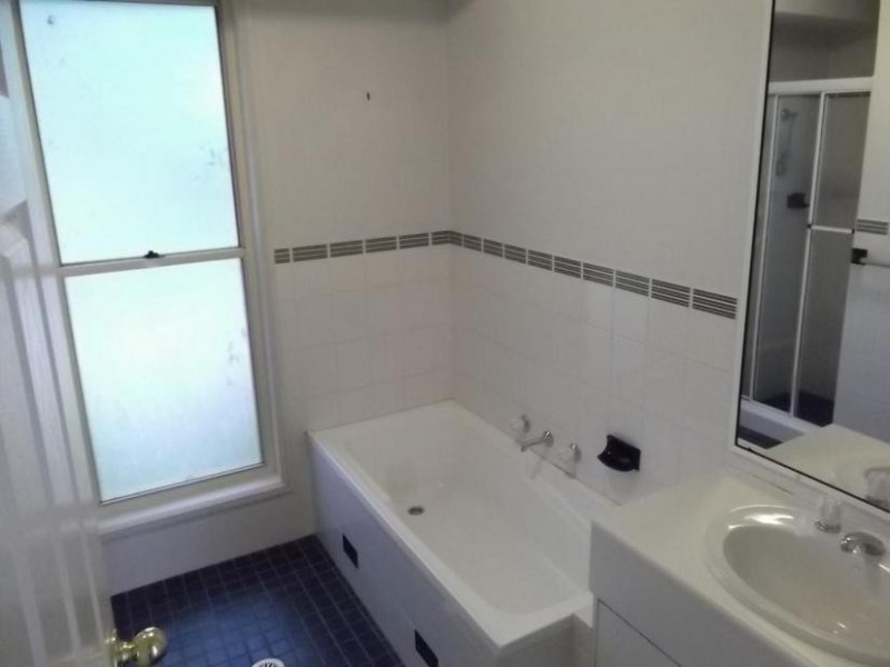 8 Gerard Lane, Gladesville NSW 2111